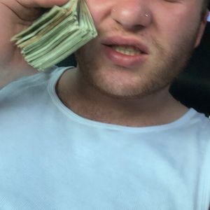 Meet your Posher, Evan